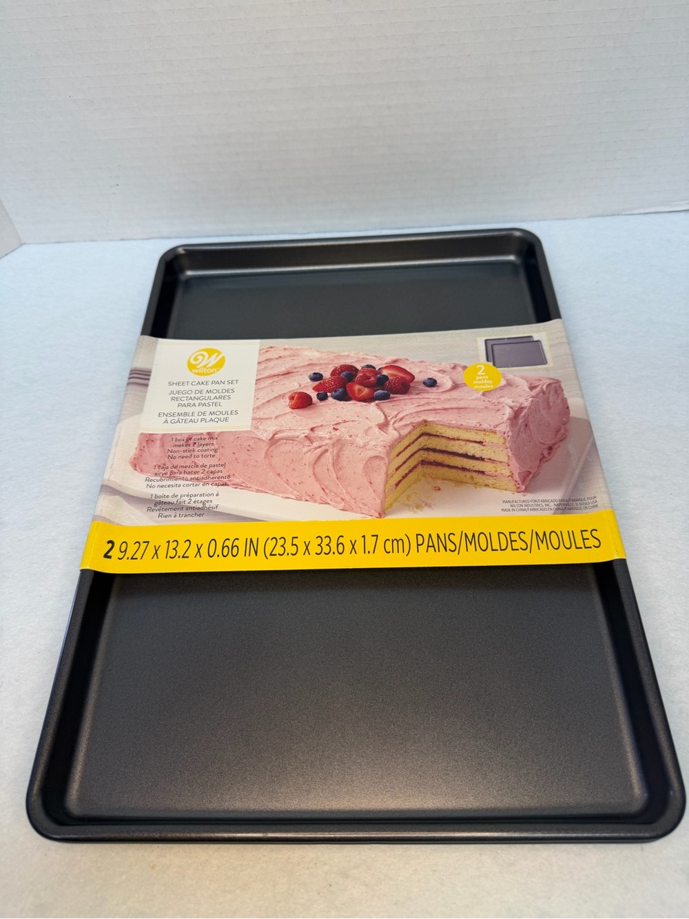Wilton Non-Stick Steel Sheet Cake Pan Set, 9.27 x 13.2 in, 2-Piece Gray